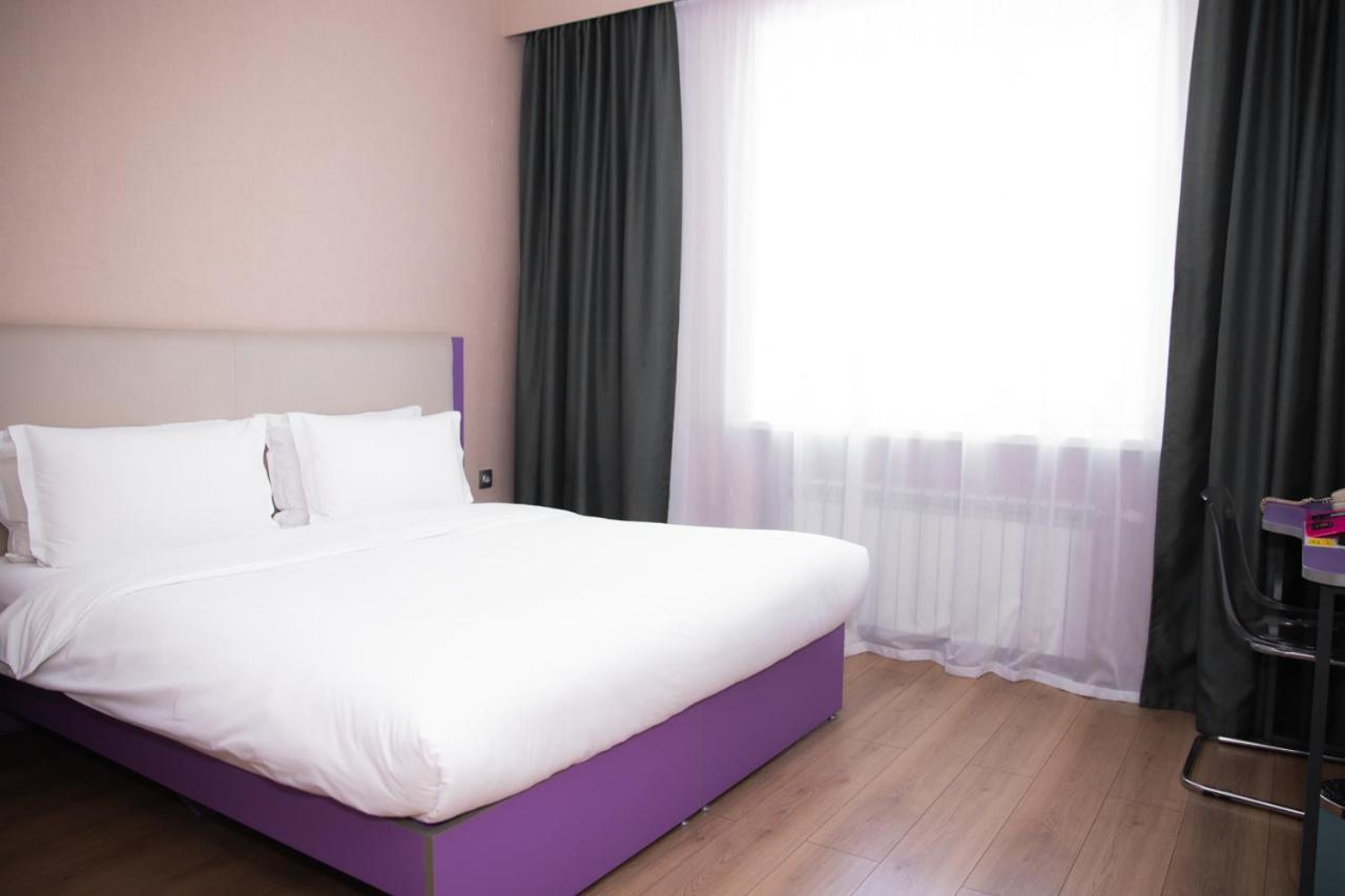 City Hotel شيمكنت المظهر الخارجي الصورة